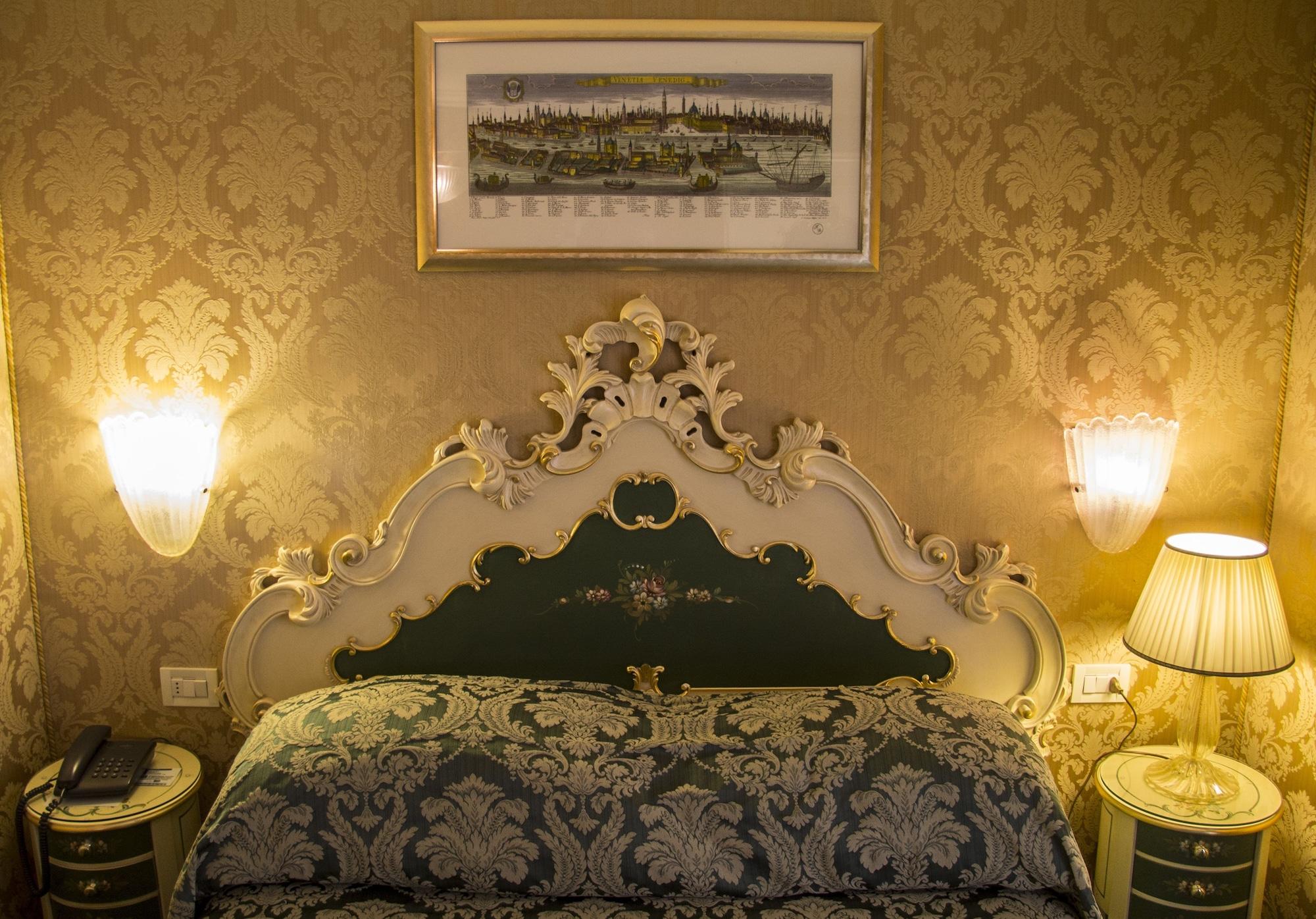 Hotel Becher Venedik Dış mekan fotoğraf